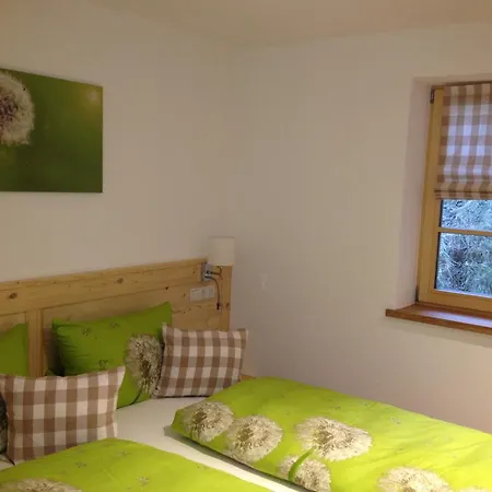 Mountainlodge Dorfhaus * 伦格里斯
