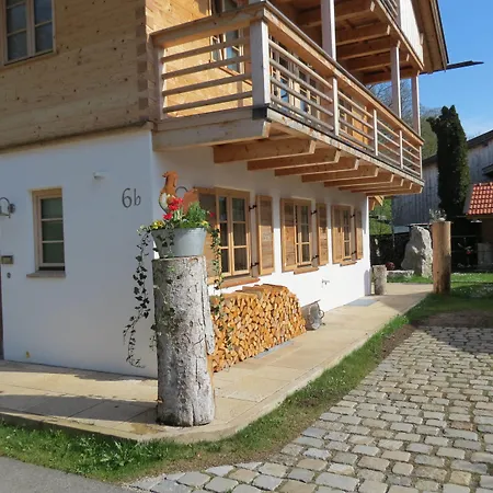 Mountainlodge Dorfhaus Appartement