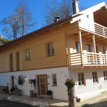 Mountainlodge Dorfhaus Appartement Lenggries