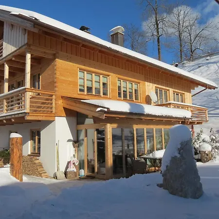 Mountainlodge Dorfhaus Appartement *
